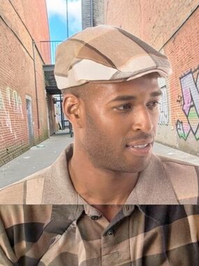 MONTIQUE MENS BROWN CLASSIC CHECKERED FLAT IVY CAP. H-36